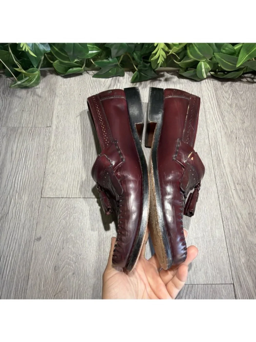 G.H. Bass & Co. Weejuns Jeremy Loafers Mens 12 D Burgundy Leather Kiltie Tassel